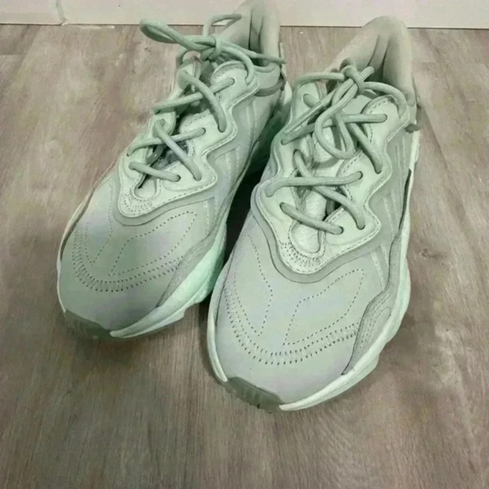 Adidas Ozworld Ozweego Celadon Mint Green Women's Casual Sneakers Shoes sz 5 - Picture 3 of 9
